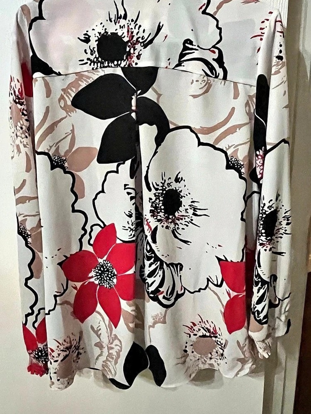 Alfani Printed Faux Wrap Top Floral Blouse in White & Red - Picture 3 of 3